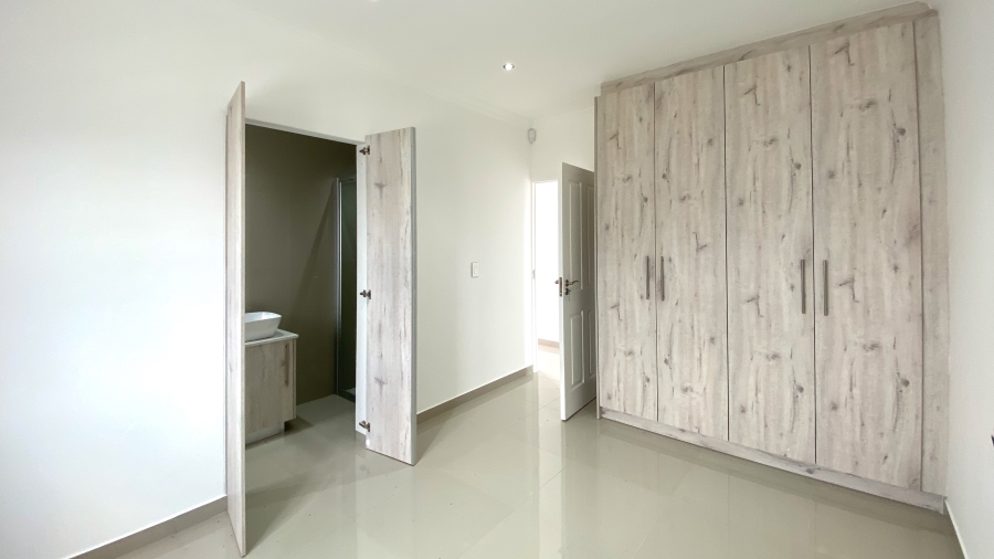 4 Bedroom Property for Sale in Britannia Bay Western Cape